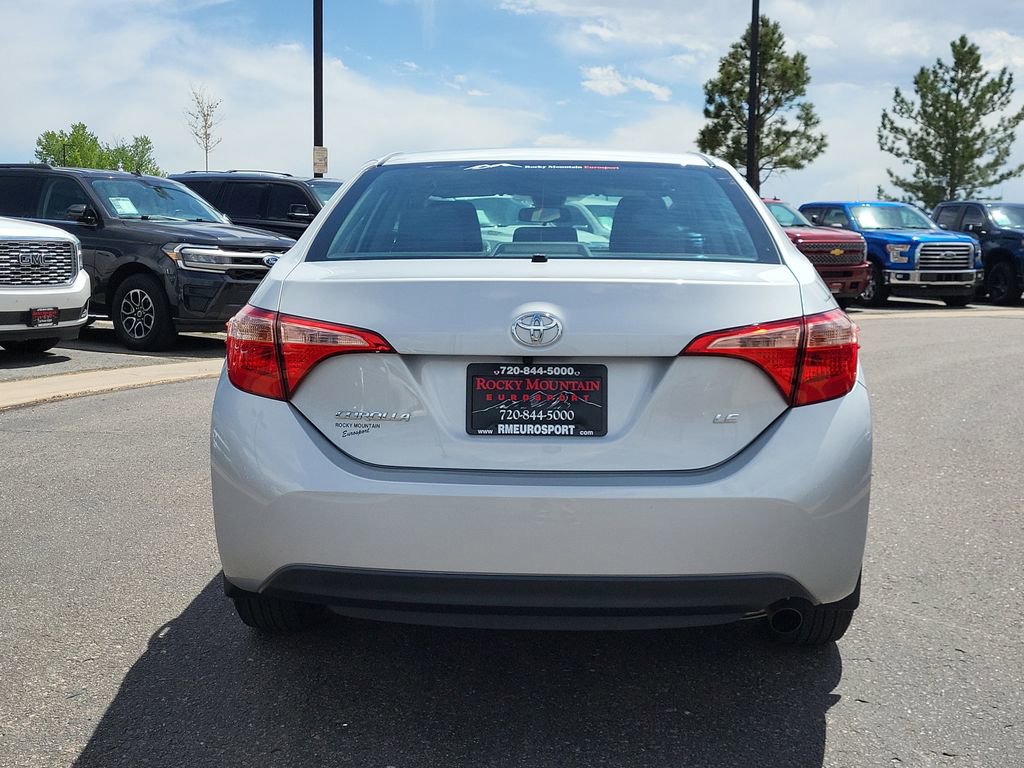 Used 2019 Toyota Corolla LE FWD image 5