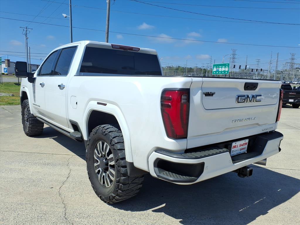 Used 2025 GMC Sierra 2500 Denali Ultimate AWD/4WD image 5