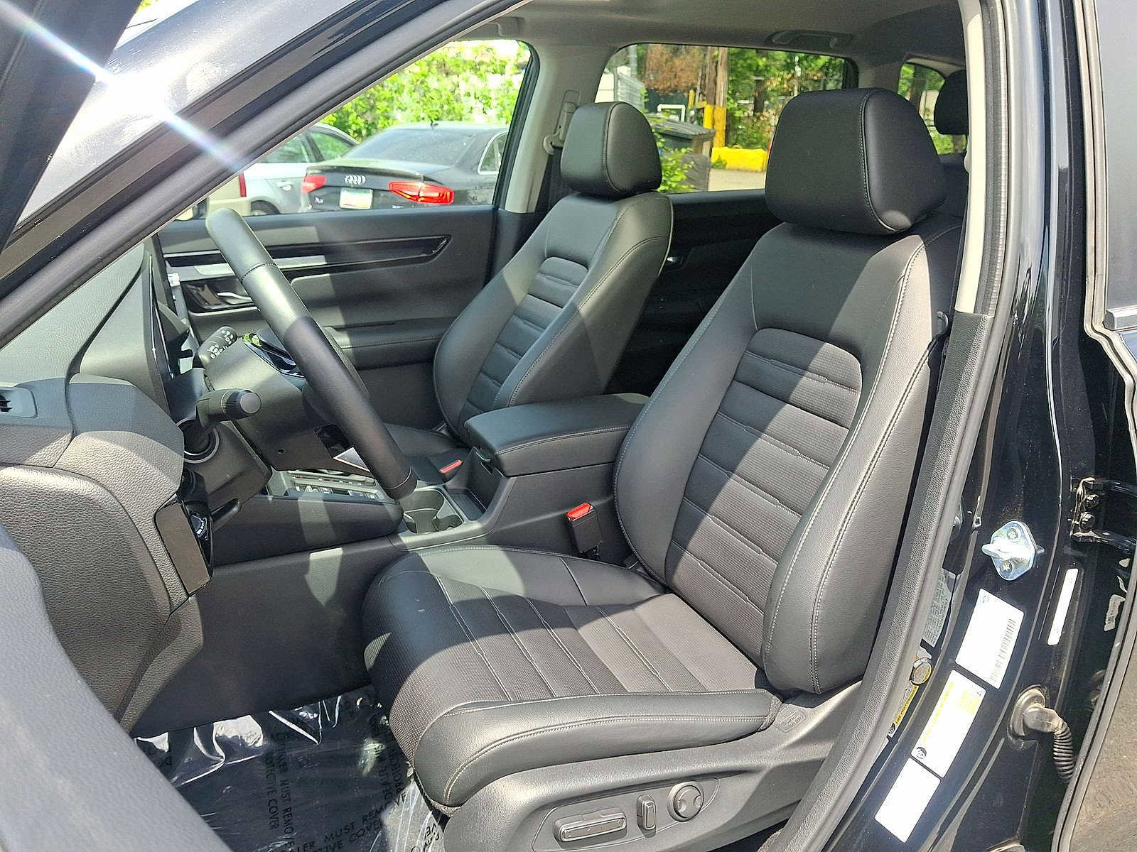 Used 2025 Honda CR-V EX-L image 11