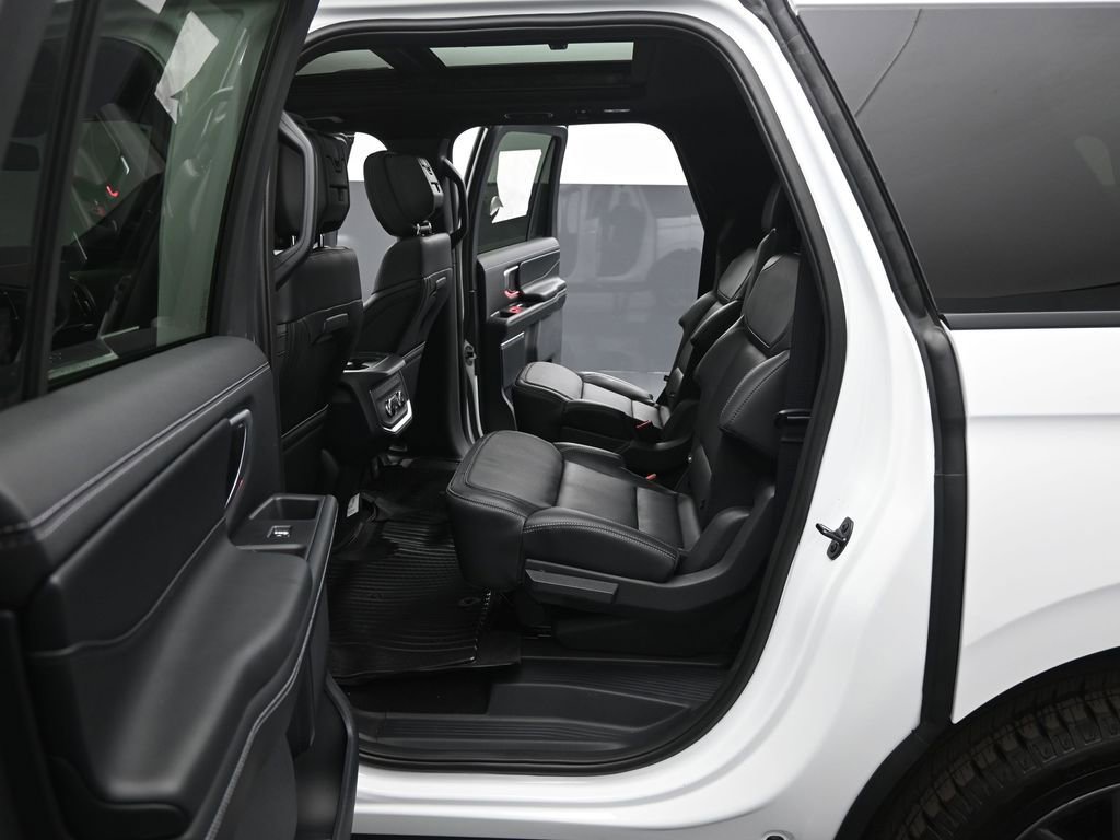 New 2026 Ford Expedition Max Platinum w/ Stealth Appearance Package AWD/4WD image 20