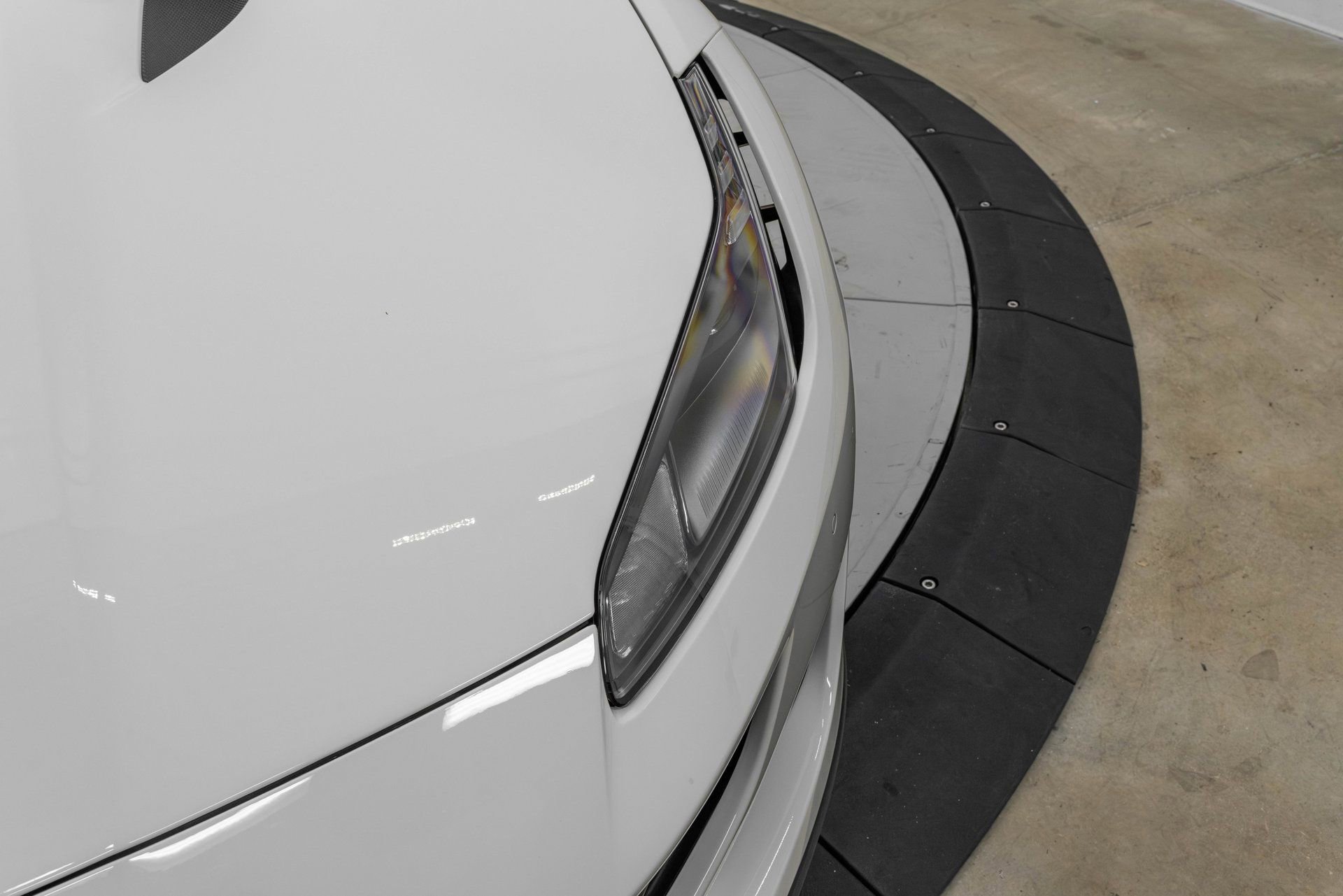 Certified 2020 Ferrari Portofino RWD image 47