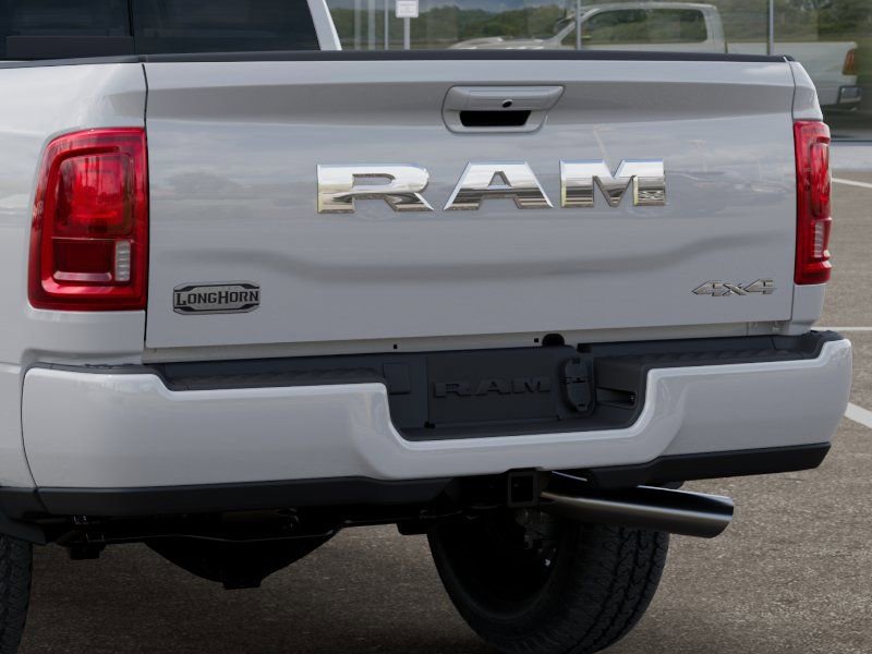 New 2026 RAM 2500 Limited AWD/4WD image 13
