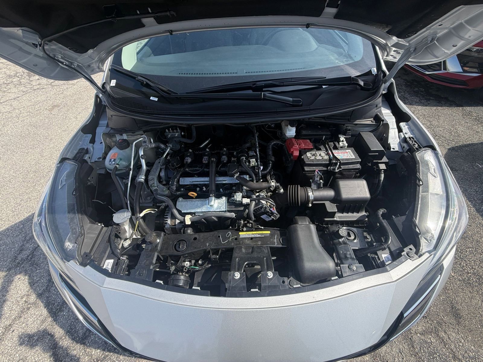 Used 2025 Nissan Versa SV image 31