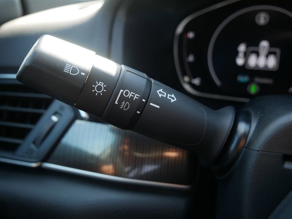 Used 2022 Honda Accord Sport image 26