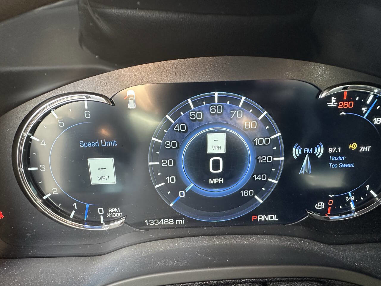 Used 2017 Cadillac Escalade ESV Platinum image 10