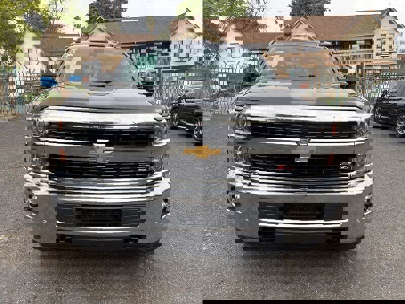 Used 2015 Chevrolet Silverado 3500 LTZ w/ Duramax Plus Package image 5