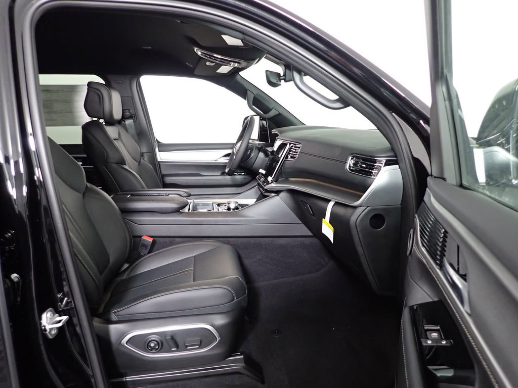 New 2026 Jeep Grand Wagoneer L 4WD image 45