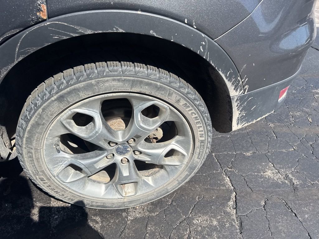 Used 2014 Ford Escape Titanium w/ Equipment Group 401A AWD/4WD image 25