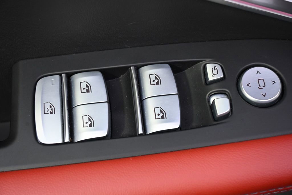 Used 2023 BMW XM image 24