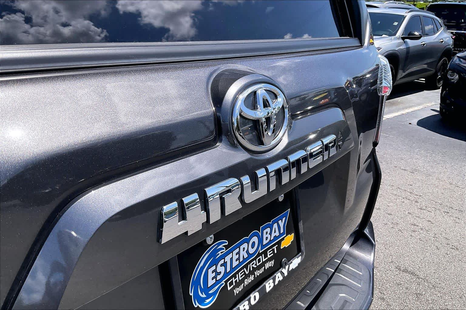 Used 2023 Toyota 4Runner SR5 Premium w/ Moonroof Package RWD image 9