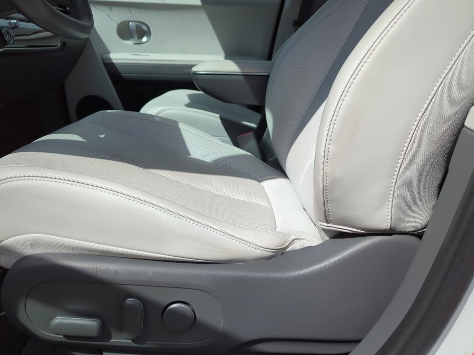 Used 2023 Hyundai Ioniq 5 SEL image 11