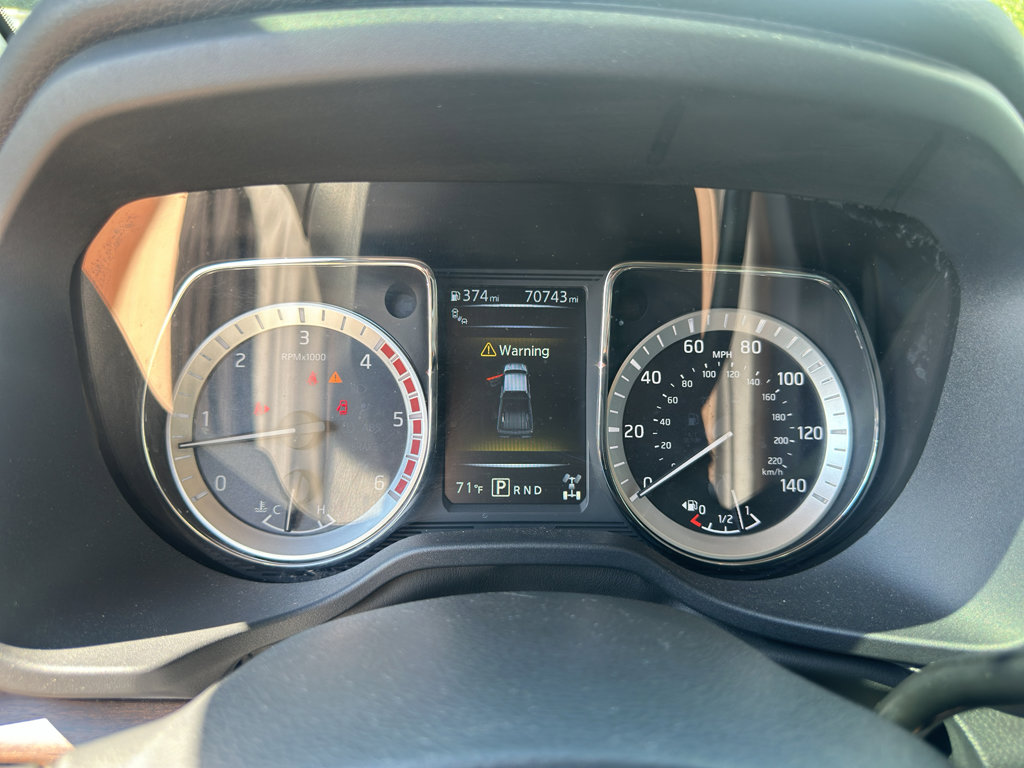 Used 2018 Nissan Titan Platinum Reserve w/ Platinum Utility Package image 22