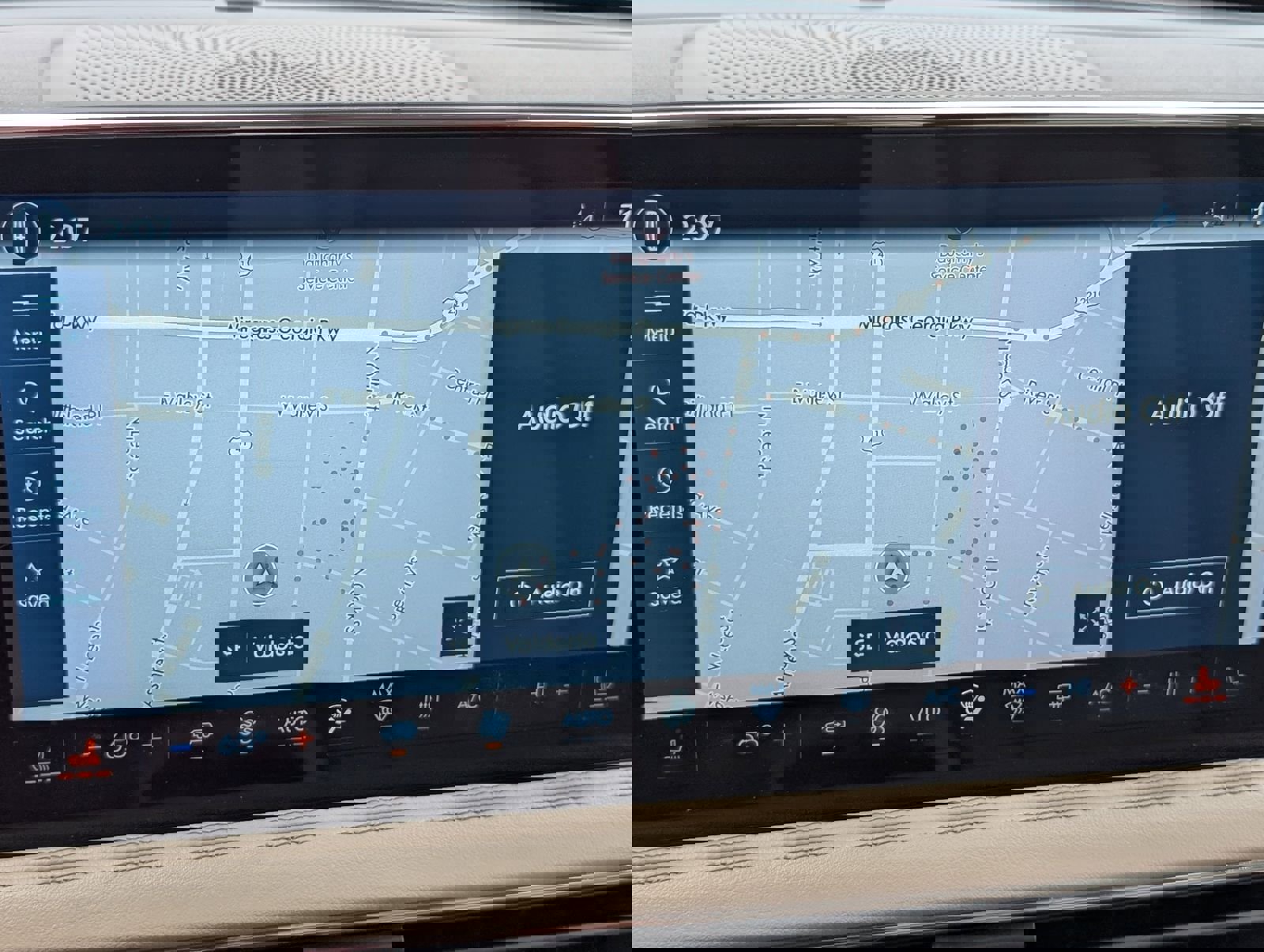 Used 2023 Lincoln Corsair FWD image 17