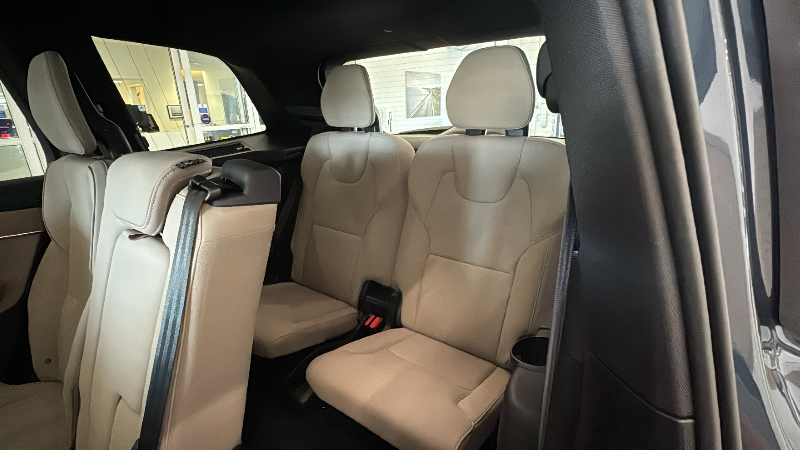New 2026 Volvo XC90 B5 Core w/ Protection Package AWD/4WD image 29