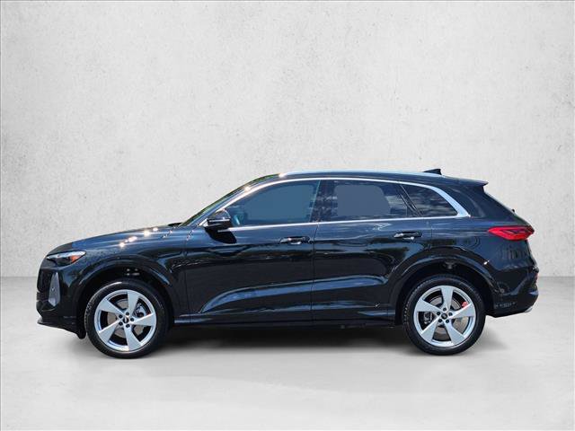 Used 2025 Audi Q5 Premium AWD/4WD image 9
