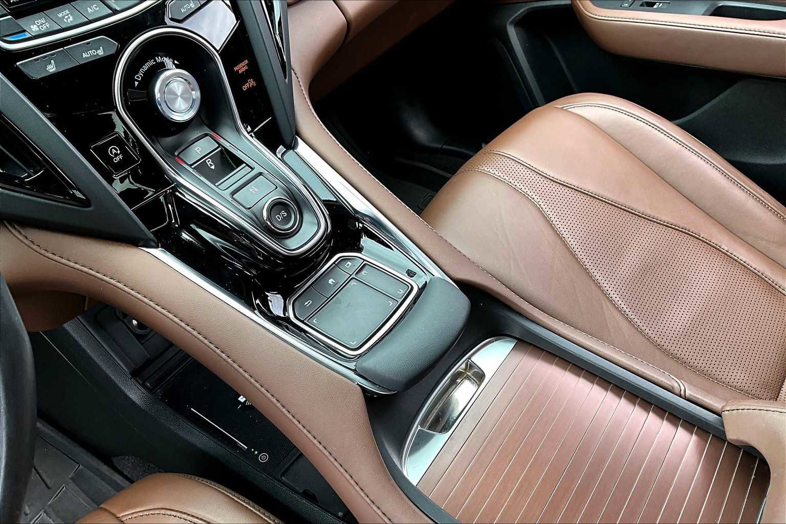 Used 2024 Acura RDX SH-AWD w/ Technology Package image 14