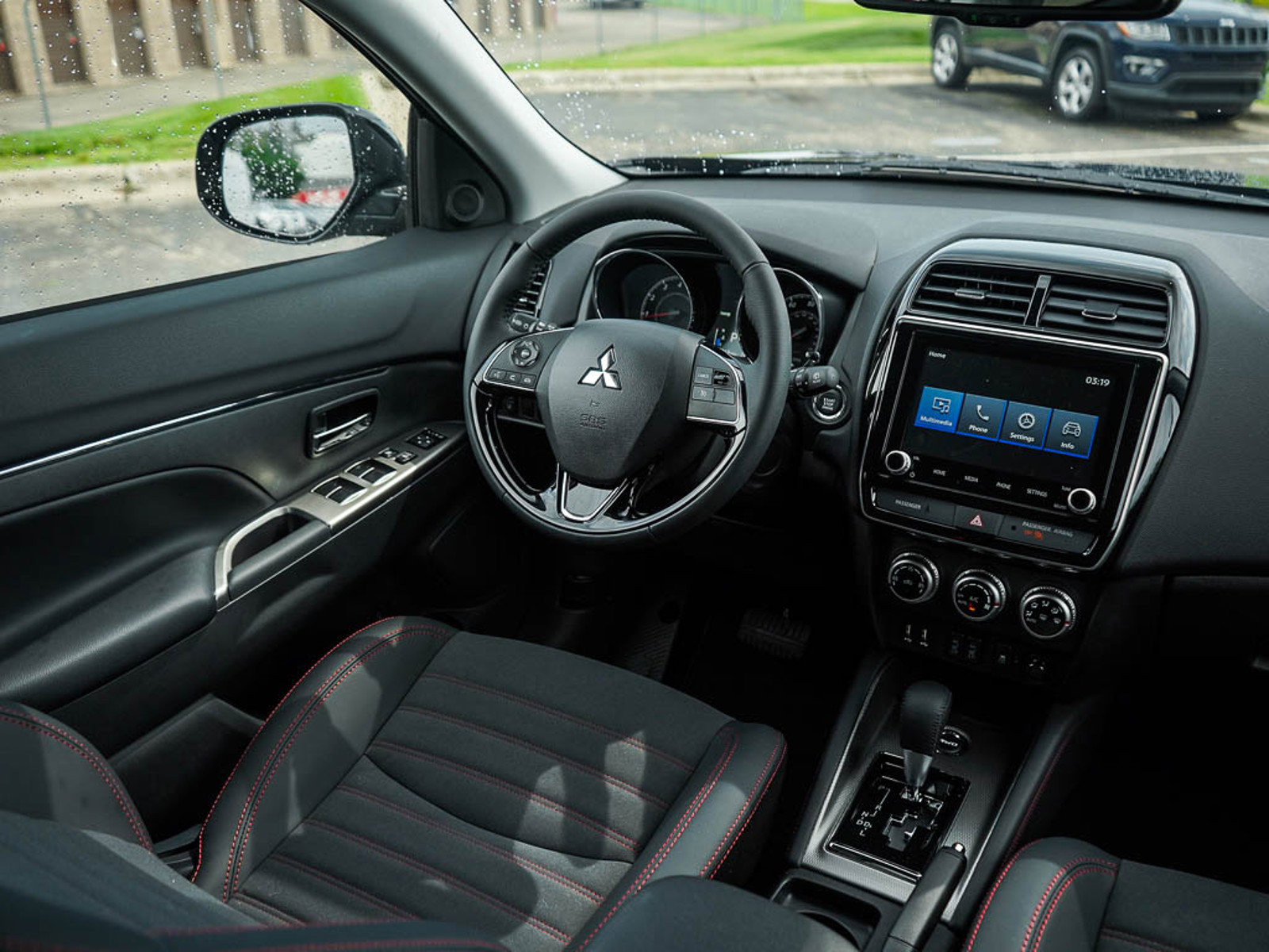 New 2025 Mitsubishi Outlander Sport SE image 14