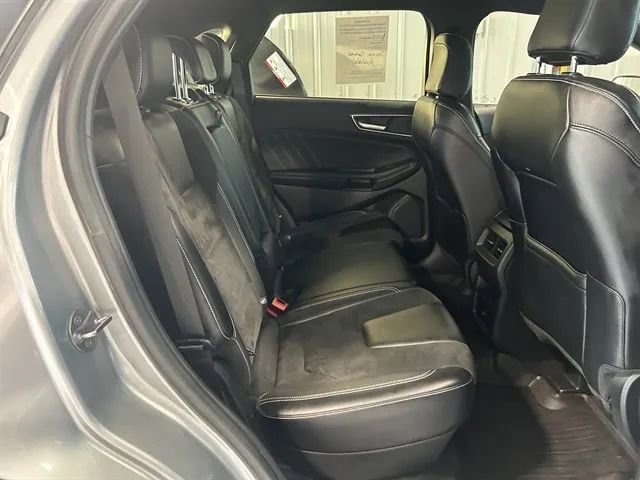 Used 2022 Ford Edge ST AWD/4WD image 21
