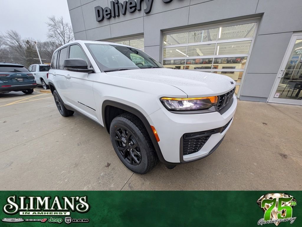 New 2026 Jeep Grand Cherokee Altitude