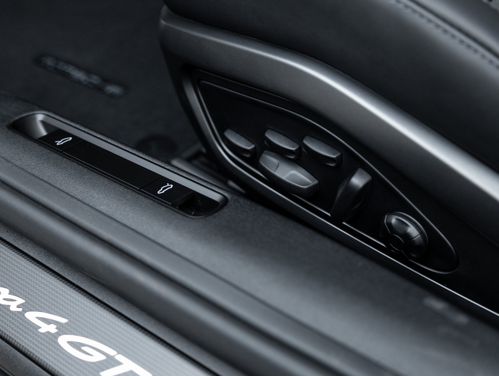 New 2026 Porsche 911 Carrera 4 GTS image 24