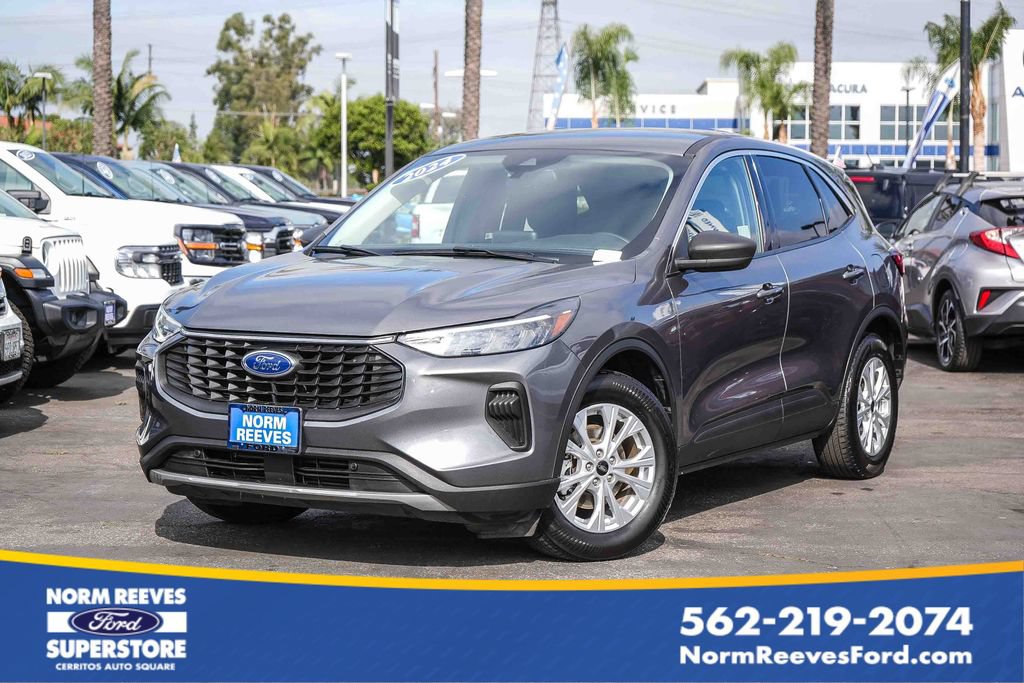 Used 2024 Ford Escape Active FWD image 1