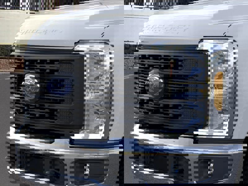 New 2025 Ford F250 XL w/ FX4 Off-Road Package image 39