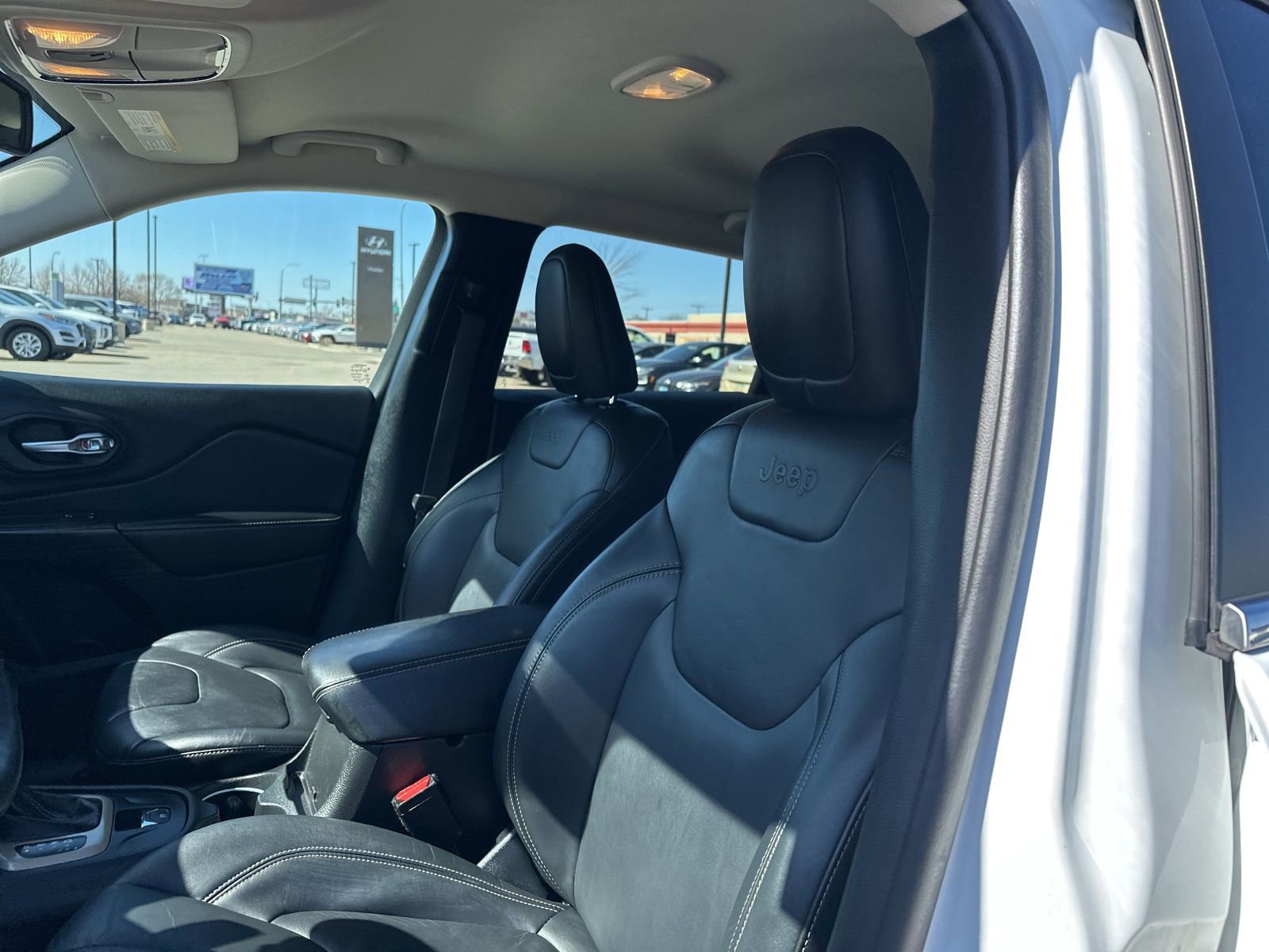 Used 2014 Jeep Cherokee Limited w/ Trailer Tow Group image 13