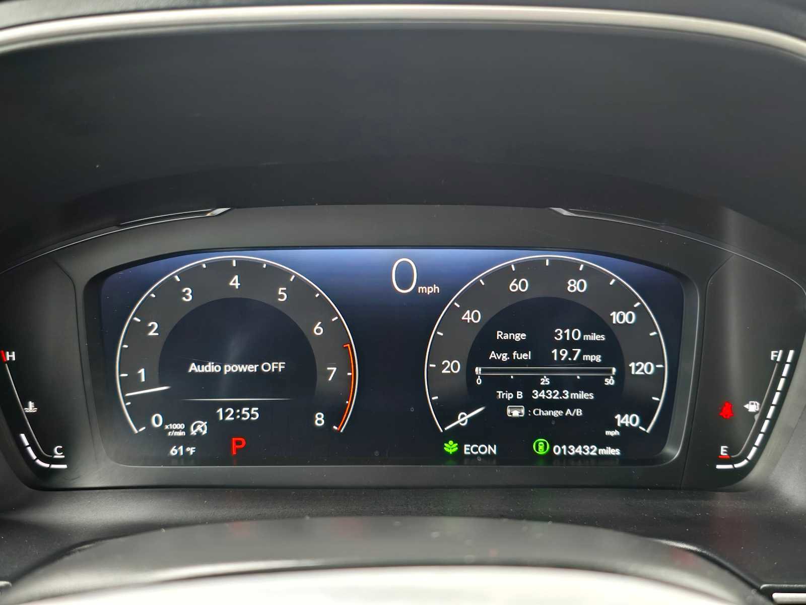 Used 2025 Honda Pilot Elite image 28