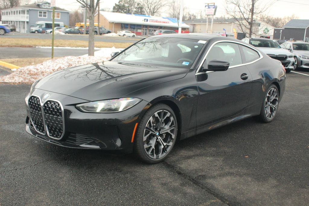 New 2026 BMW 430i Coupe w/ Parking Assistance Package RWD image 4