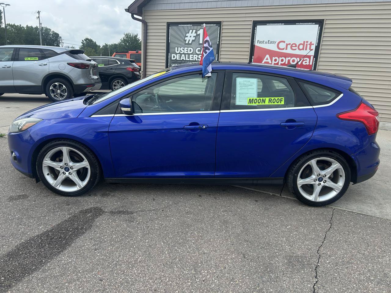 Used 2013 Ford Focus Titanium w/ Titanium Handling Pkg FWD image 8