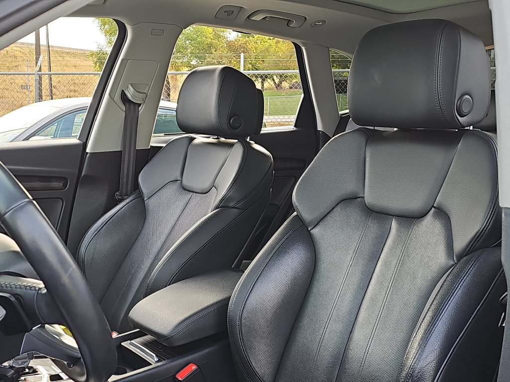 Used 2019 Audi Q5 Prestige AWD/4WD image 25