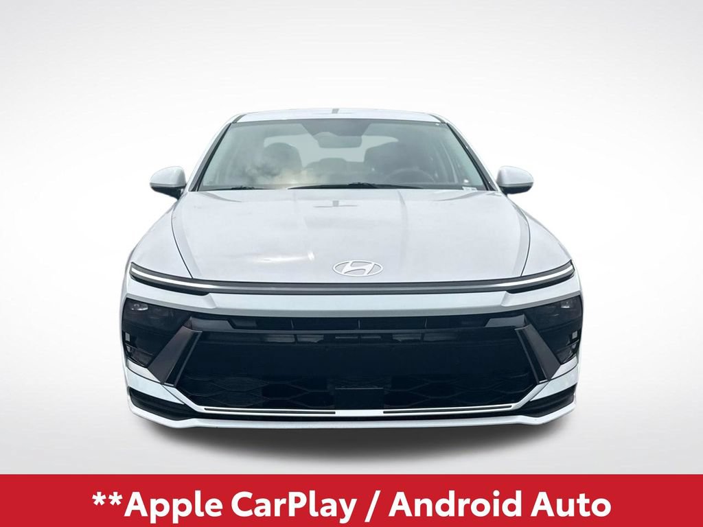 Used 2025 Hyundai Sonata SEL FWD image 3