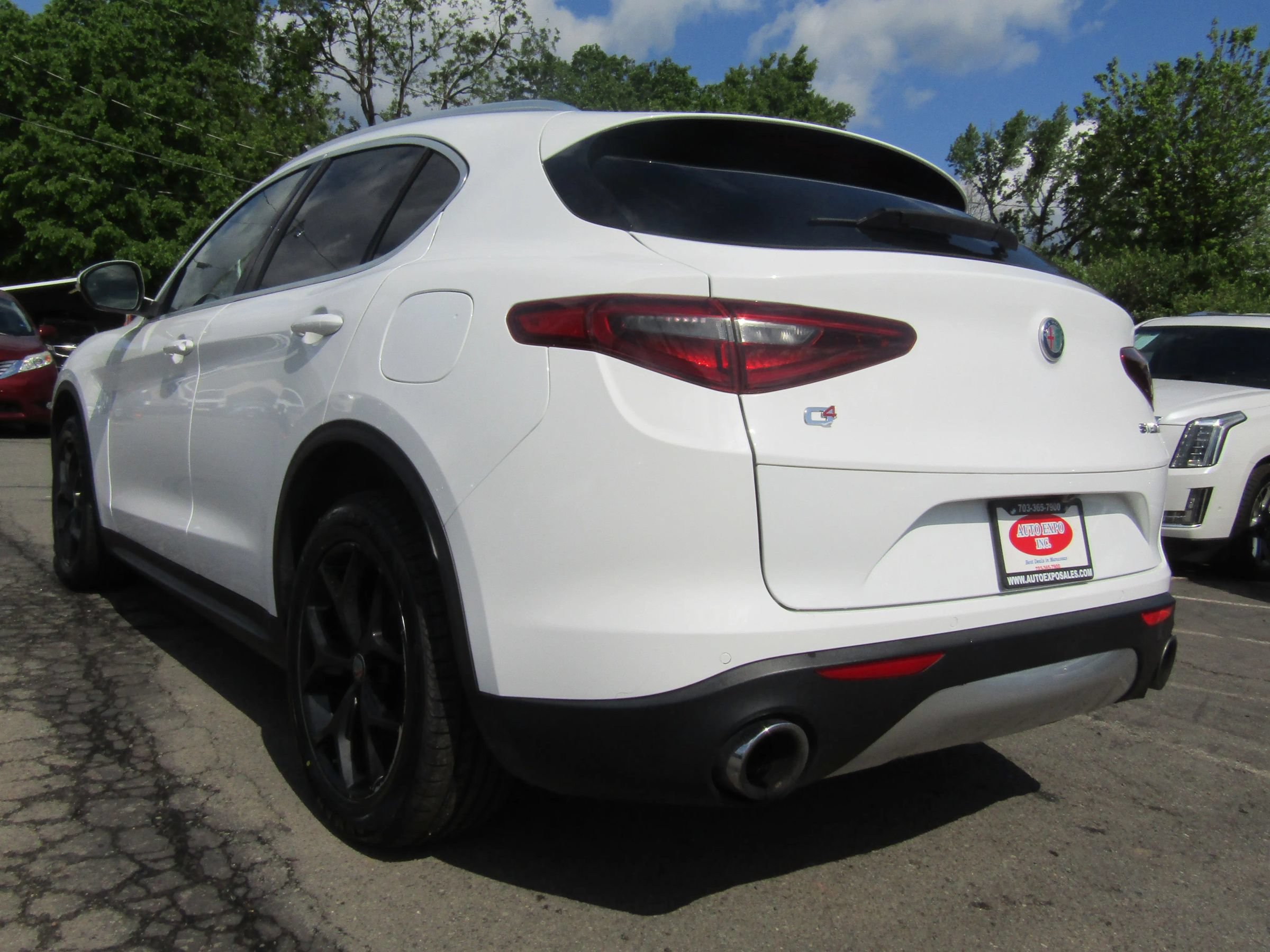 Used 2019 Alfa Romeo Stelvio Ti AWD/4WD image 5