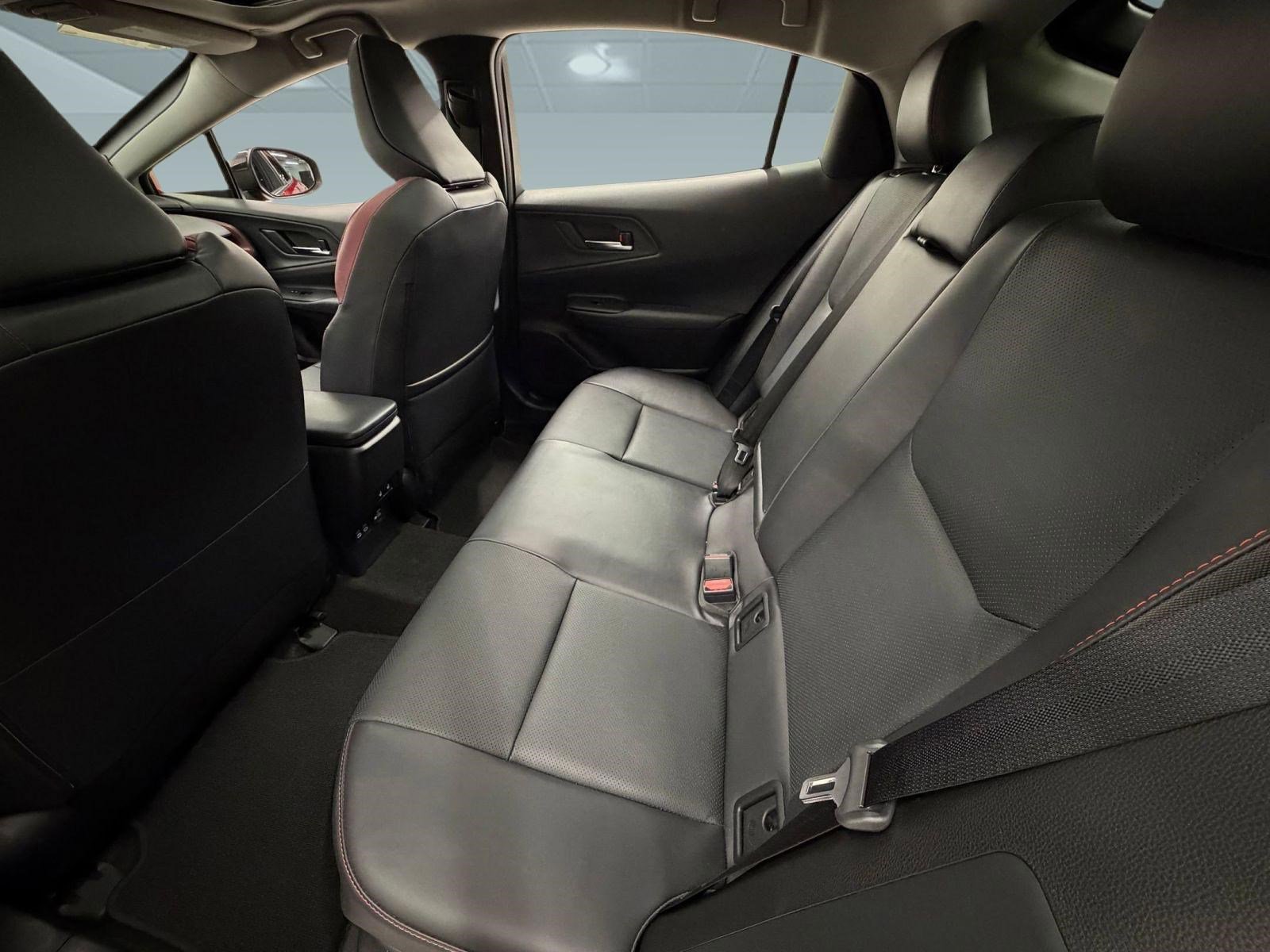 Used 2025 Toyota Prius Plug-In Hybrid w/ Limited Premium Package image 23