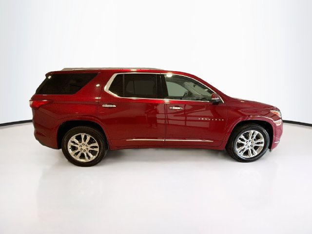 Used 2021 Chevrolet Traverse High Country w/ LPO, Floor Liner Package AWD/4WD image 8