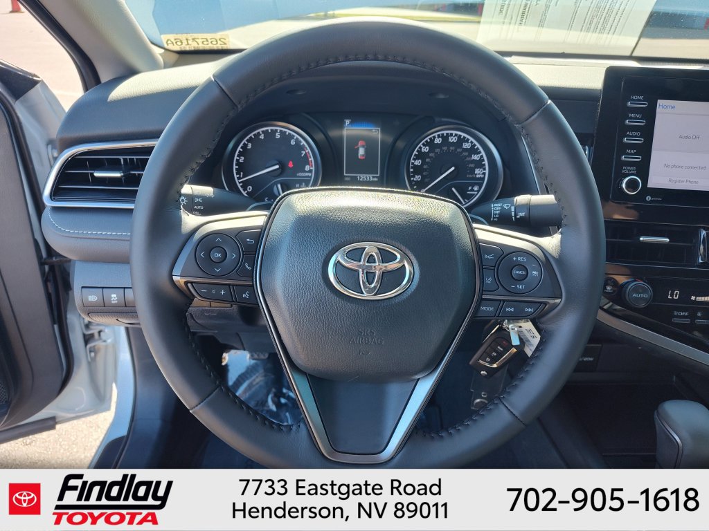 Used 2024 Toyota Camry SE FWD image 25