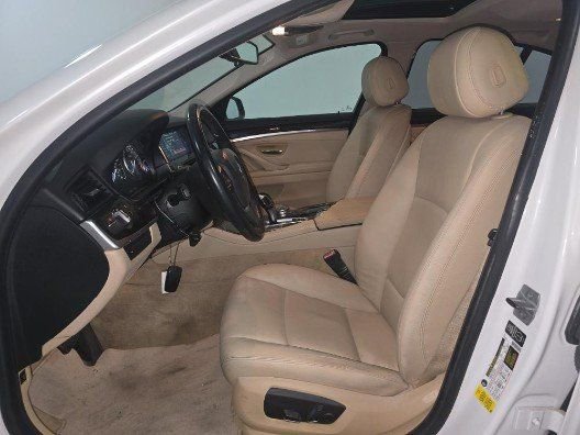 Used 2015 BMW 528i Sedan image 4