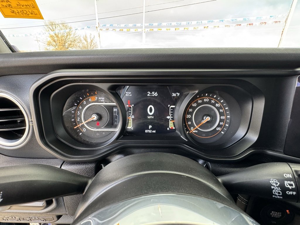 Used 2025 Jeep Wrangler Sahara w/ Safety Group image 24