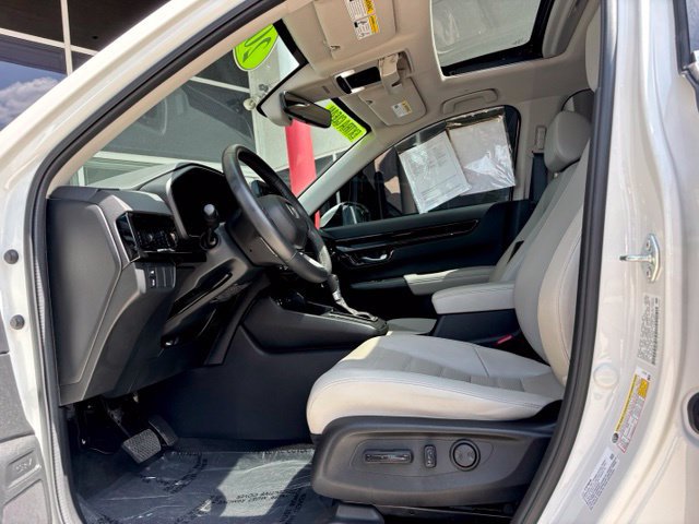 Used 2025 Honda CR-V EX-L image 9