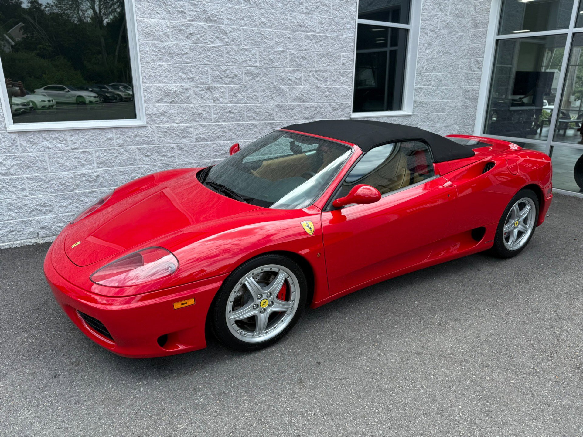 Used 2004 Ferrari 360 Spider image 2