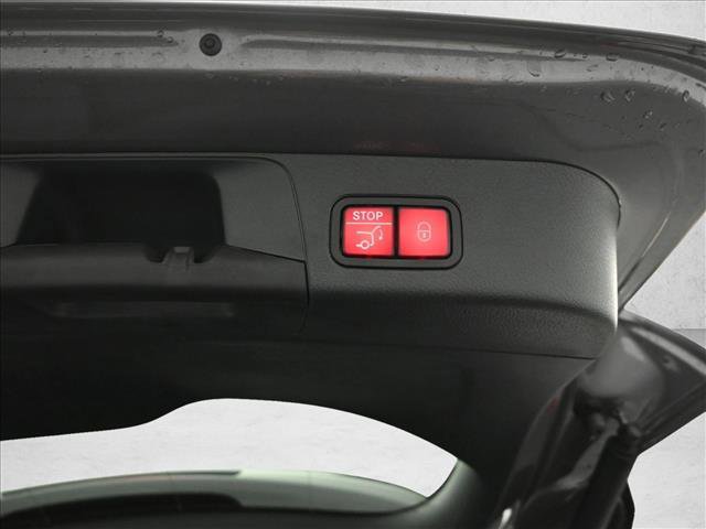 New 2026 Mercedes-Benz GLB 250 4MATIC image 26