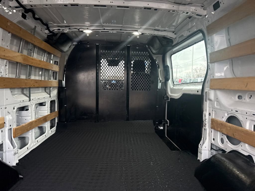 Used 2024 Ford Transit 250 Low Roof w/ Exterior Upgrade Package RWD image 17