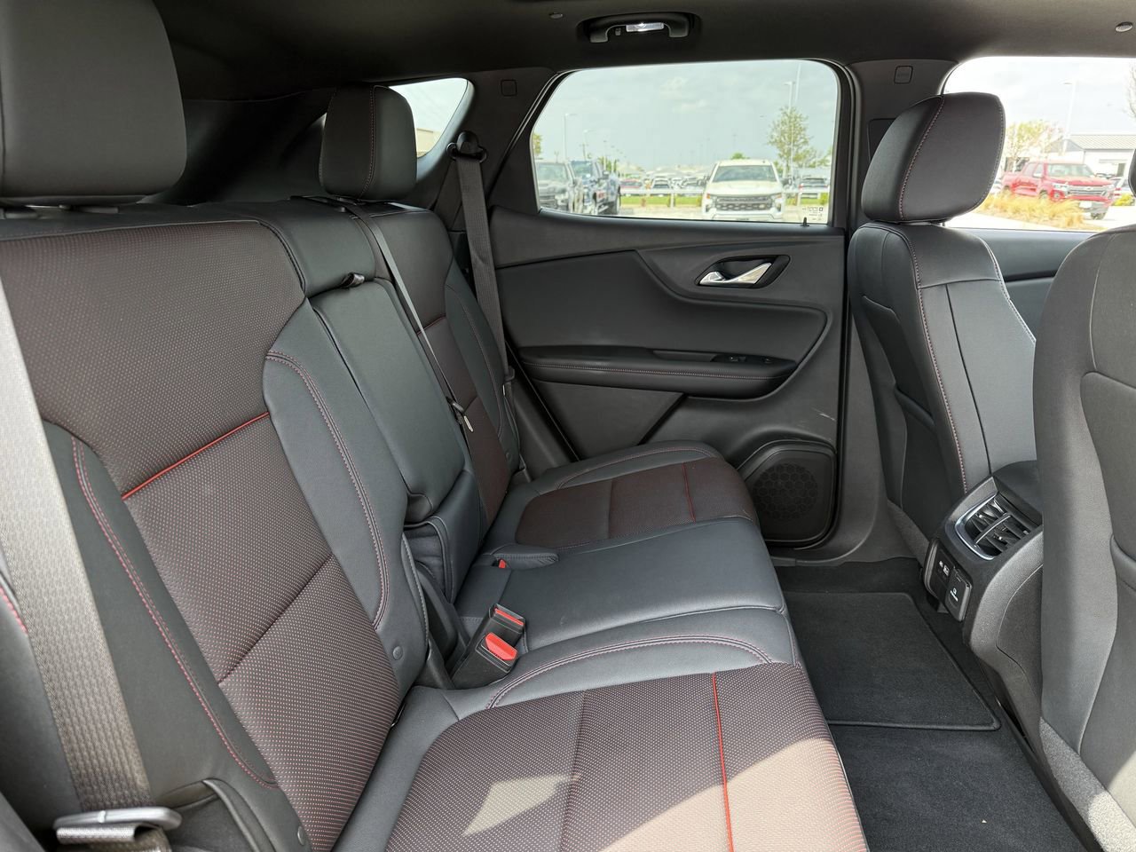 Certified 2022 Chevrolet Blazer RS w/ Enhanced Convenience Package image 25