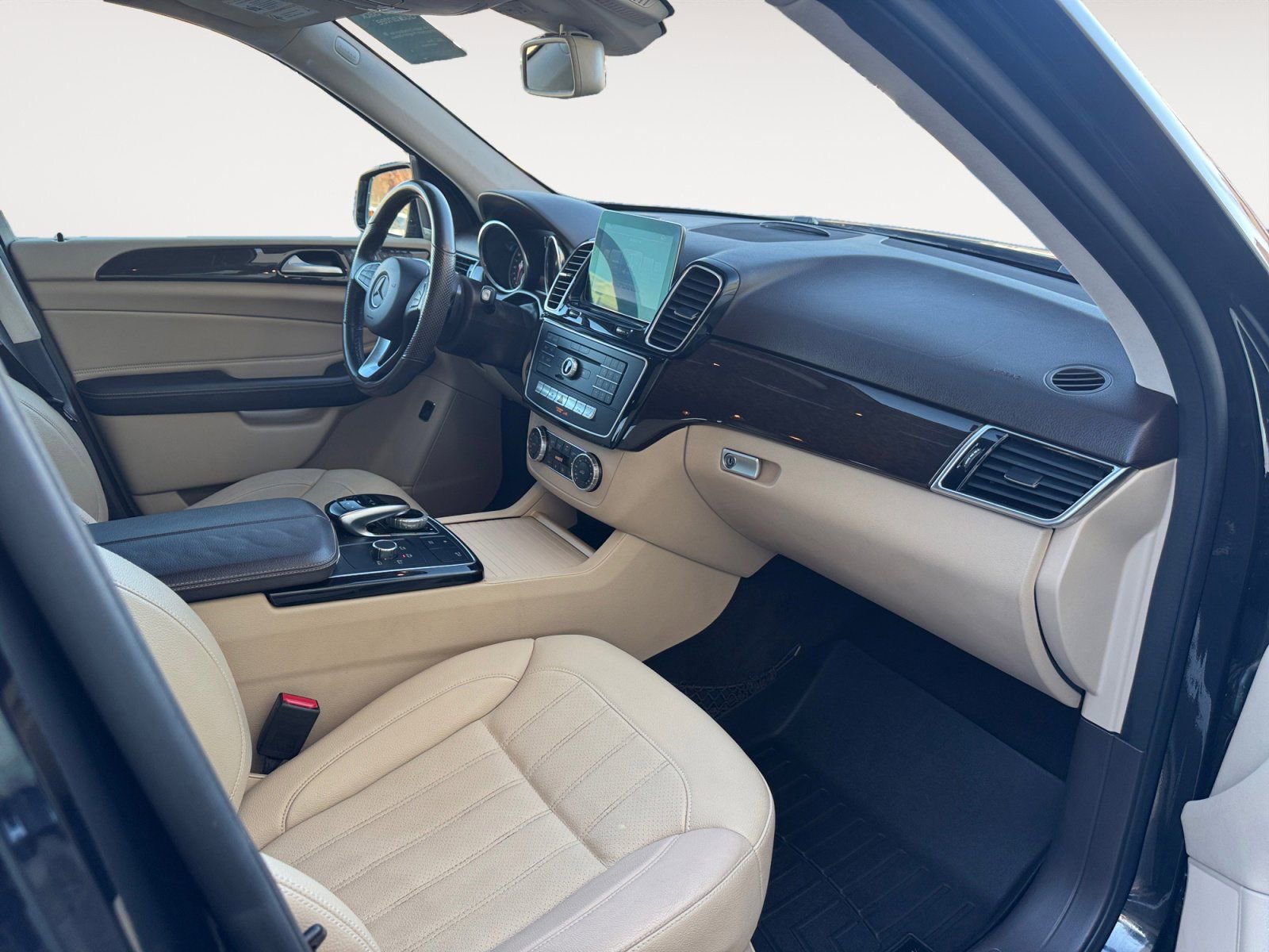 Used 2018 Mercedes-Benz GLE 350 4MATIC image 15