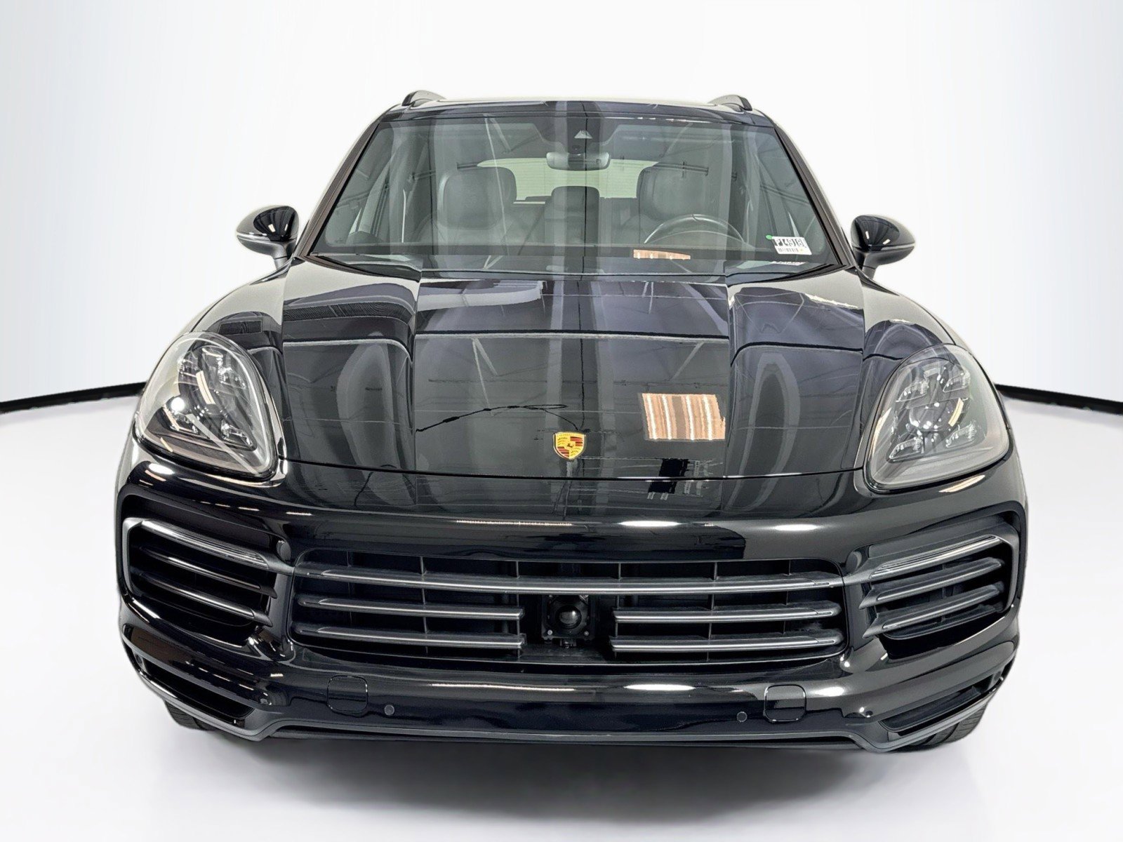 Used 2023 Porsche Cayenne Platinum Edition image 6