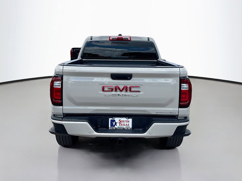 Used 2026 GMC Canyon Denali AWD/4WD image 6