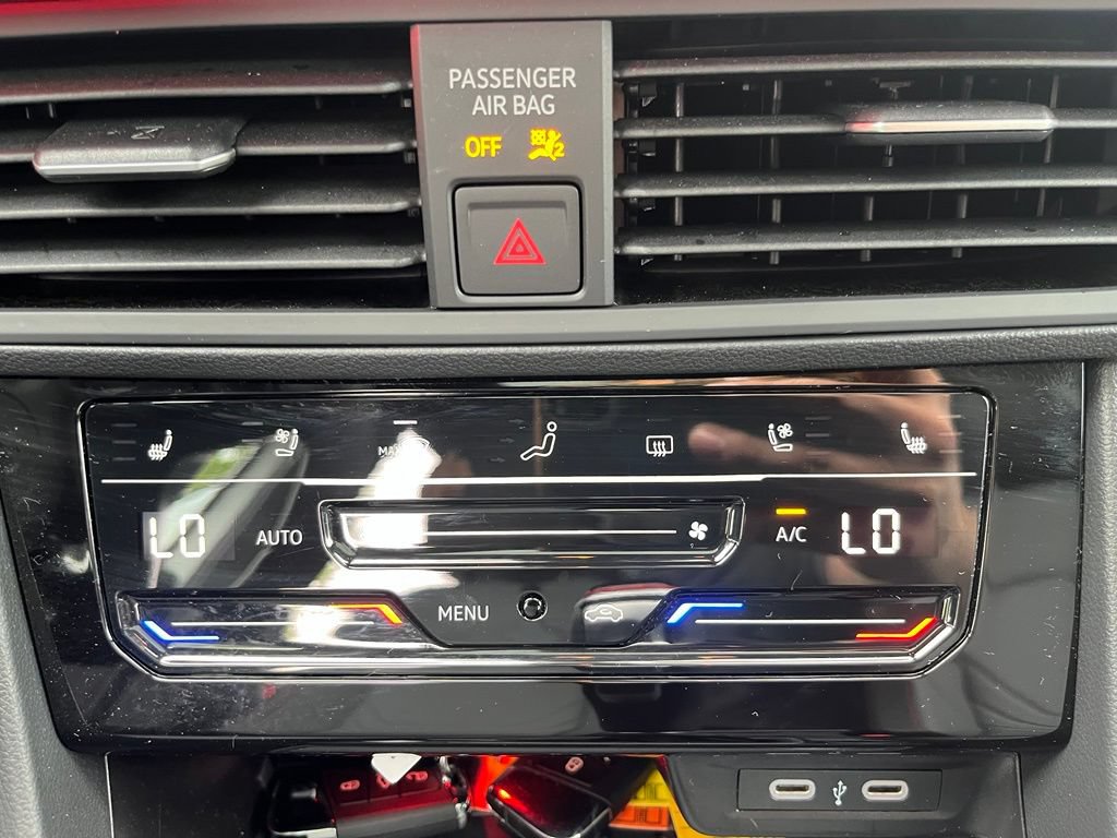 Certified 2026 Volkswagen Jetta GLI Autobahn w/ GLI Black Package FWD image 17
