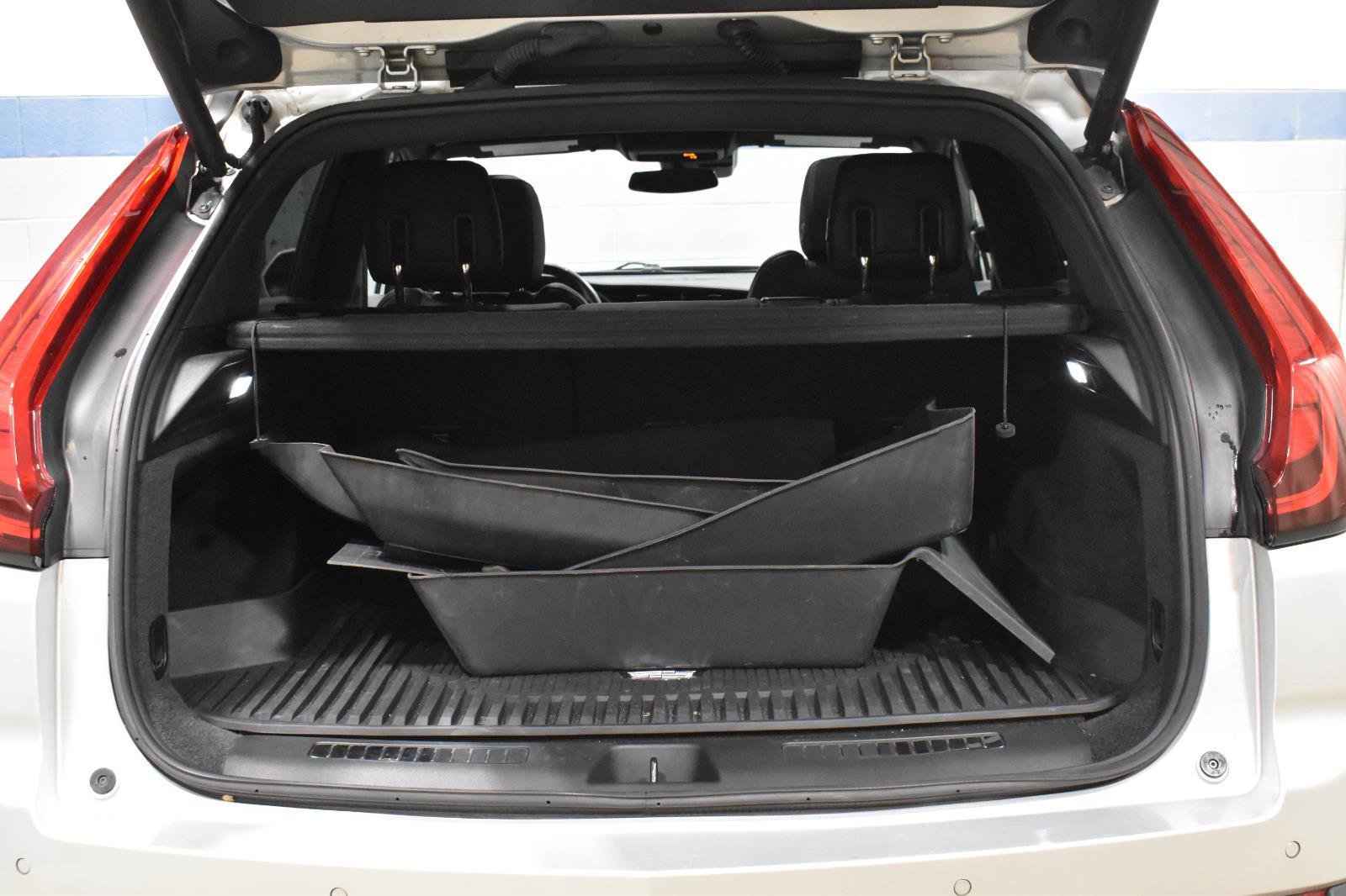 Used 2020 Cadillac XT4 Premium Luxury image 25