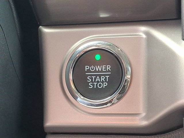 Used 2023 Ford F150 Lightning Pro image 23