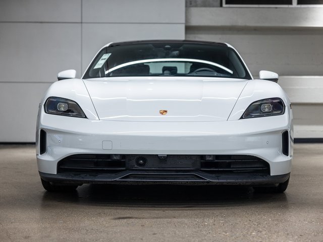 New 2025 Porsche Taycan image 4